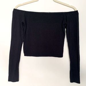 Long-sleeved Off the Shoulder Crop Top